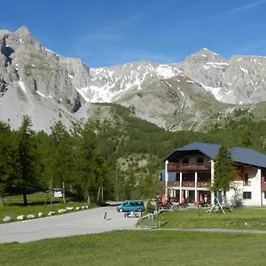 Auberge Des Aiguilles Mini-hôtel Entraunes